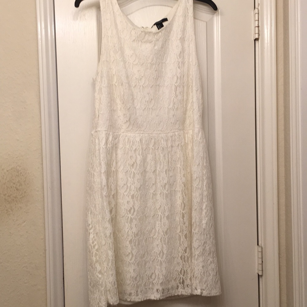 Forever 21 White Lace Knee-Length Dress